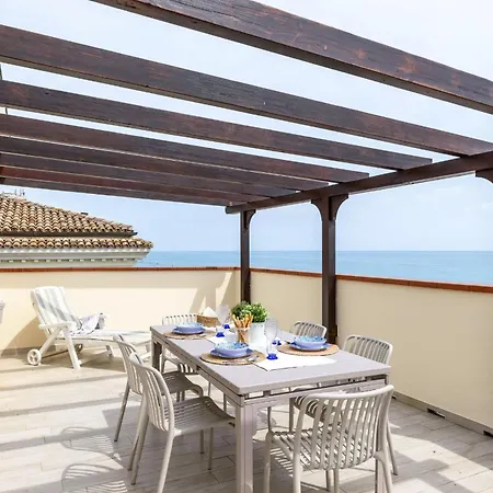 Italian Experience-la Terrazza Sul Conero Porto Recanati