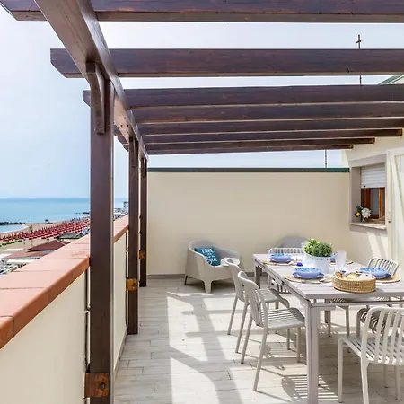 Italian Experience-la Terrazza Sul Conero Porto Recanati
